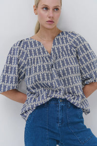 Hailey Top / Light Denim