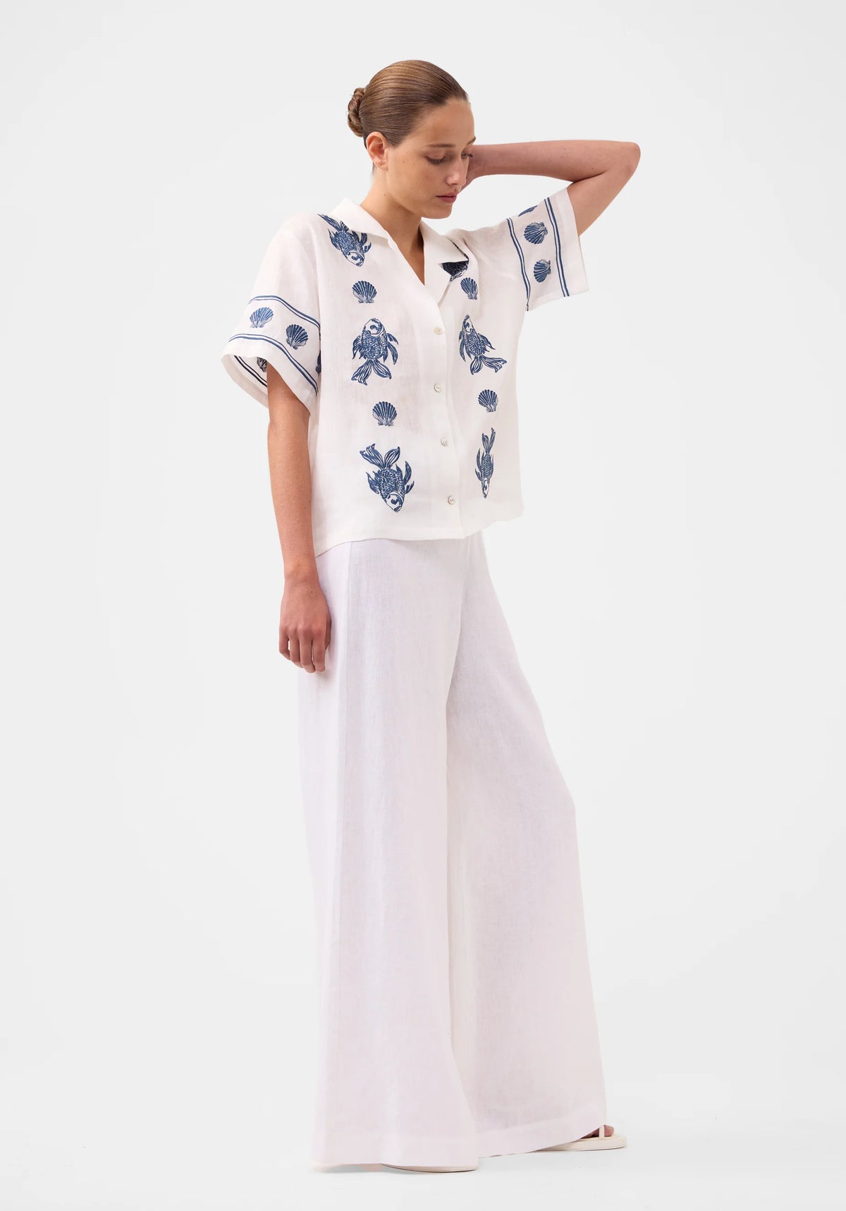 Alpheus Embroidered Shirt / White