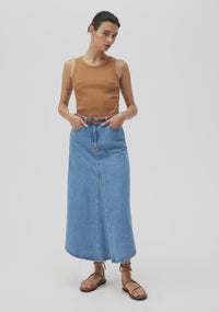 Clovelly Denim Skirt / Light Blue