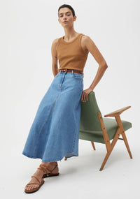 Clovelly Denim Skirt / Light Blue