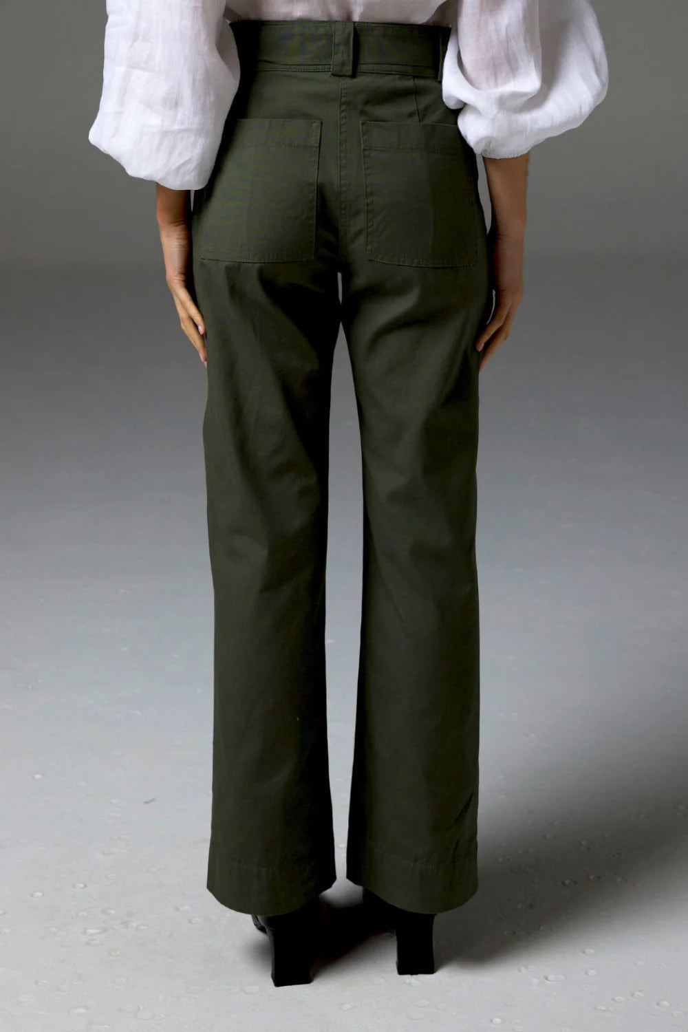 sovereign pant / olive